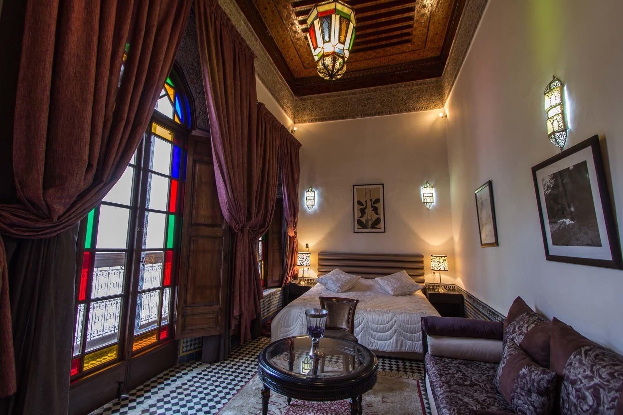 Riad Les Remparts De Fès Exteriör bild
