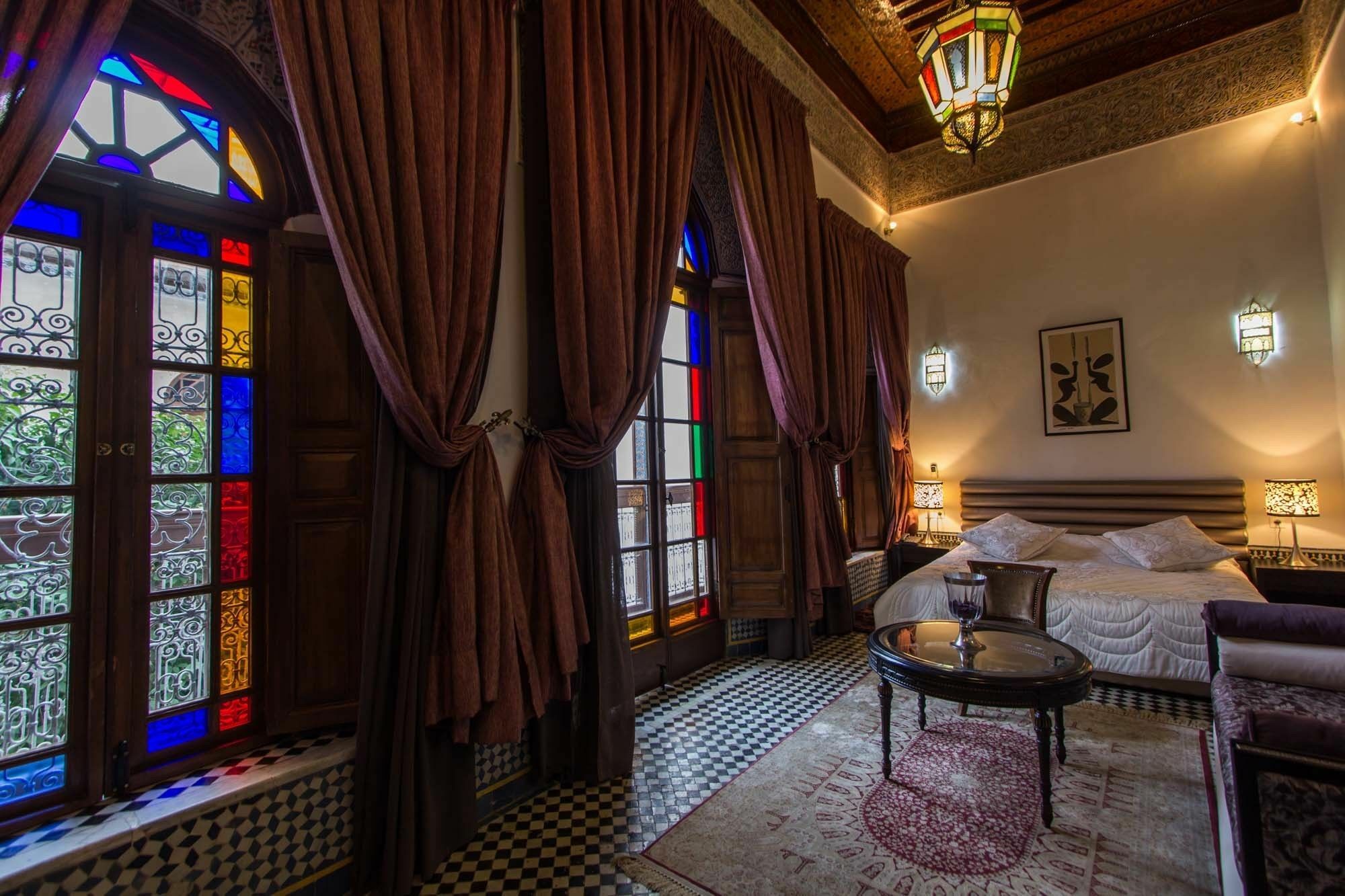 Riad Les Remparts De Fès Exteriör bild
