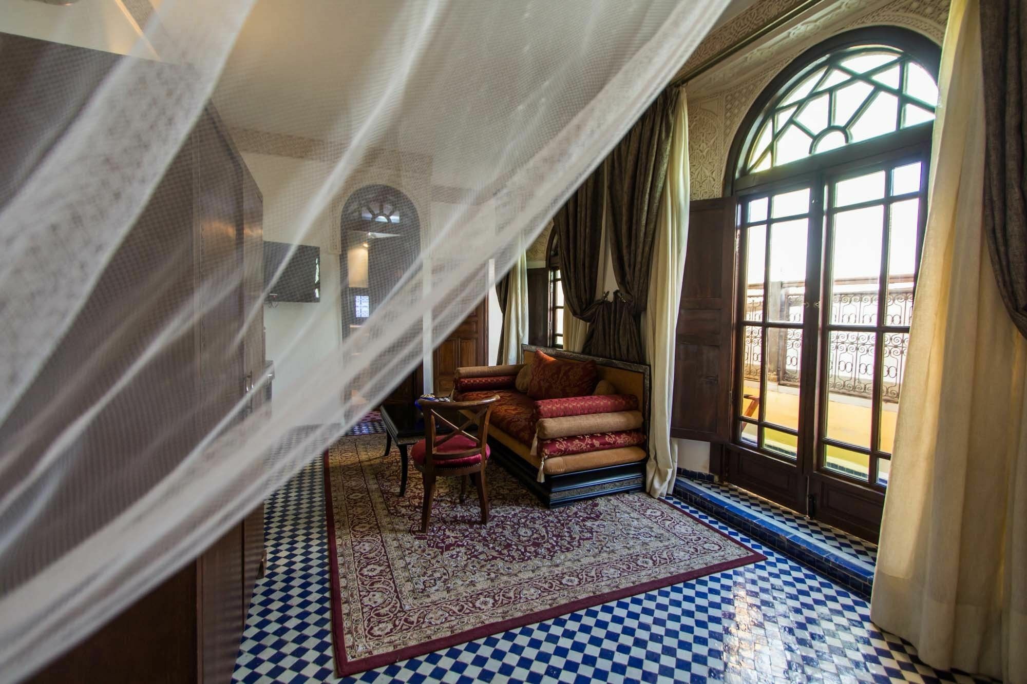Riad Les Remparts De Fès Exteriör bild